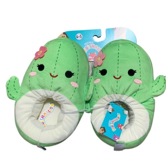 Cactus Squishmallow slippers - Picture 4 of 5